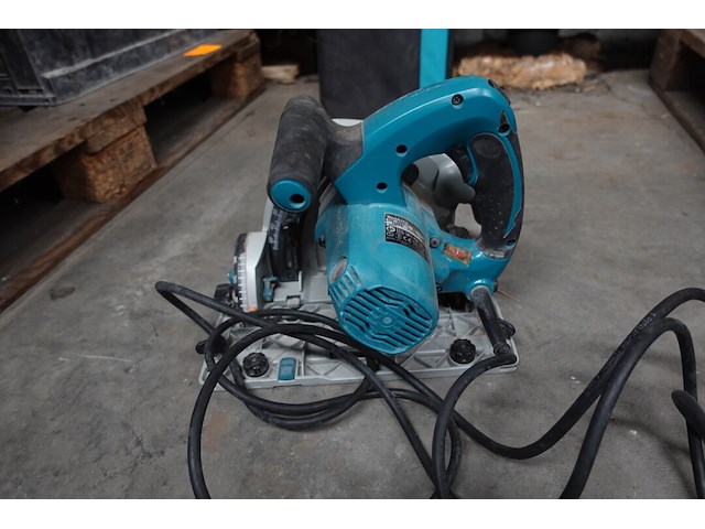 Elektrische cirkelzaagmachine makita - afbeelding 3 van  6