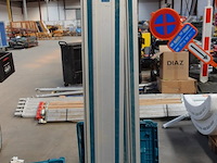 Elektrische cirkelzaagmachine makita - afbeelding 2 van  3