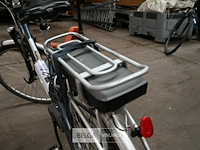 Elektrische damesfiets batavus - afbeelding 3 van  5