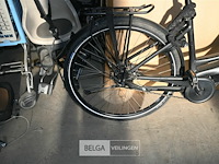 Elektrische damesfiets bergamont - afbeelding 2 van  4
