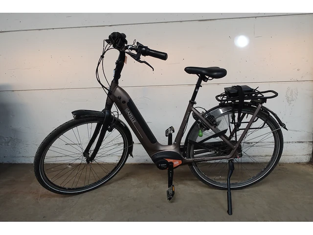 Elektrische damesfiets gazelle - afbeelding 1 van  11