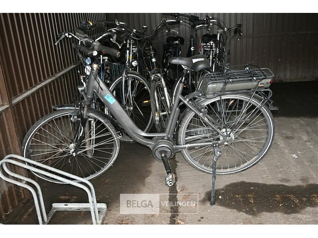 Elektrische damesfiets - afbeelding 1 van  4