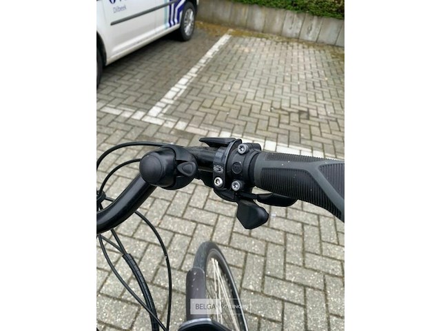 Elektrische damesfiets - afbeelding 7 van  9