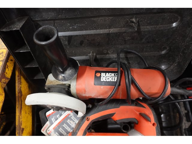 Elektrische decoupeerzaag + haakse slijper black & decker - afbeelding 5 van  6