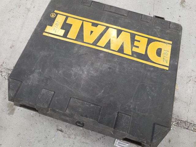 Elektrische decoupeerzaag makita 4326 - afbeelding 5 van  5