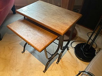 Elektrische fauteuil met koffietafels en lampen - afbeelding 4 van  6