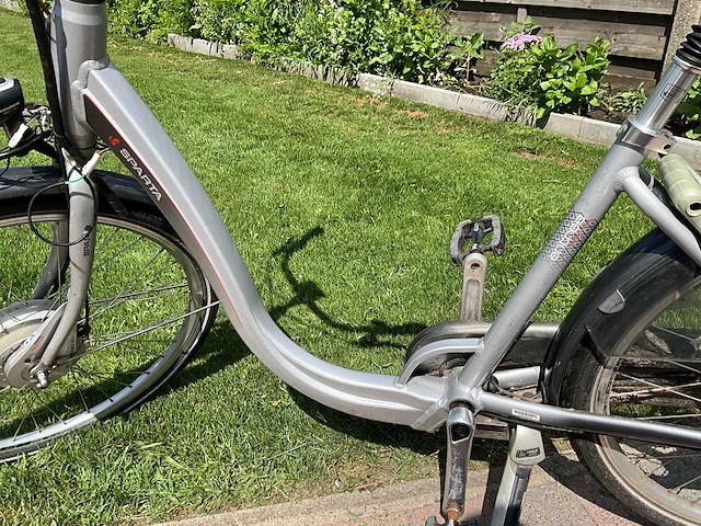 Elektrische fiets - lot 10 stuks: grandville, batavus, sparta,... (10x) - afbeelding 1 van  32