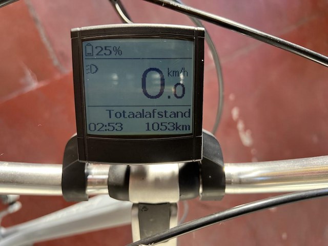 Elektrische fiets batavus - afbeelding 2 van  5