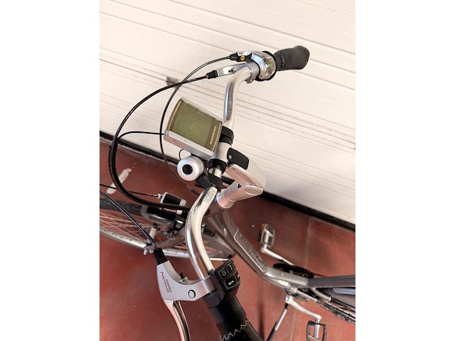 Elektrische fiets batavus - afbeelding 3 van  5