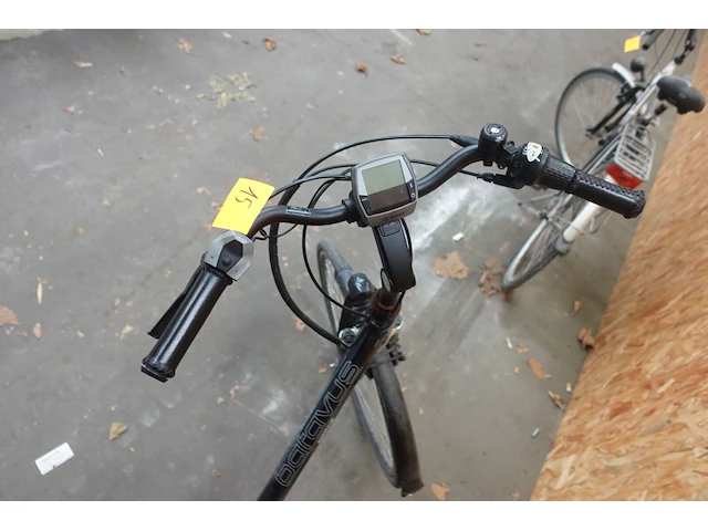 Elektrische fiets batavus - afbeelding 7 van  10