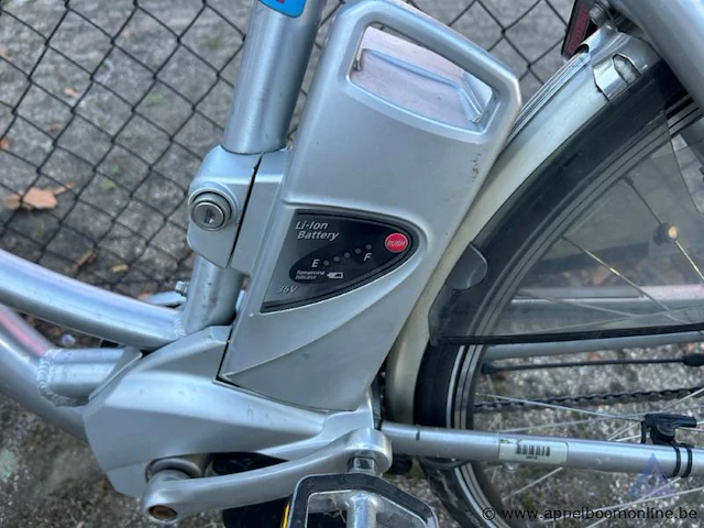Elektrische fiets, batterij li-ion battery, 36v, met sleutel, nummer 702-056, werking niet gekend - afbeelding 2 van  5