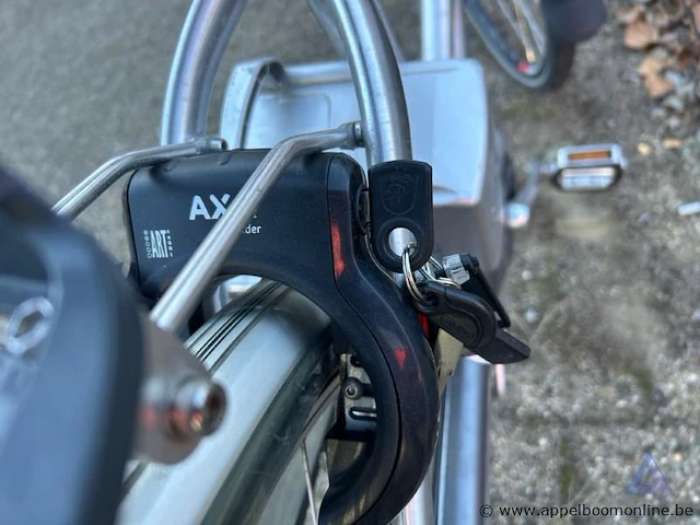Elektrische fiets, batterij li-ion battery, 36v, met sleutel, nummer 702-056, werking niet gekend - afbeelding 3 van  5