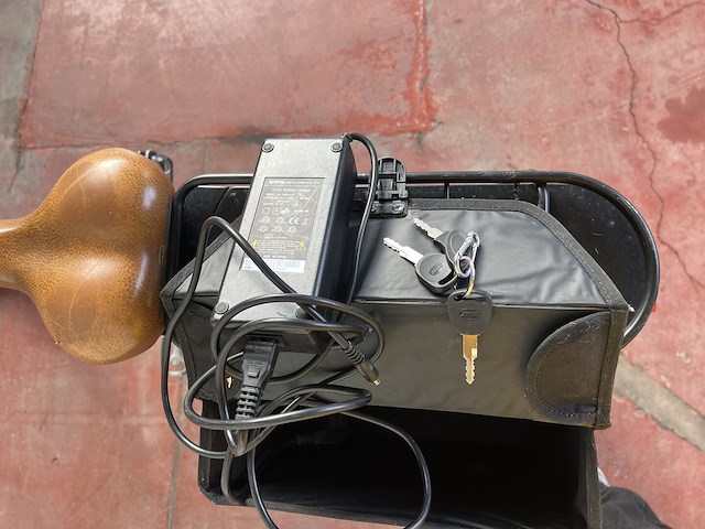 Elektrische fiets mifa - afbeelding 4 van  4