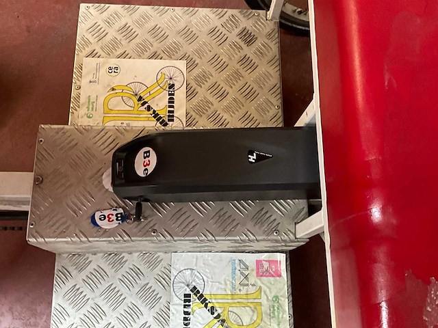 Elektrische fiets + reserve onderdelen - afbeelding 19 van  19