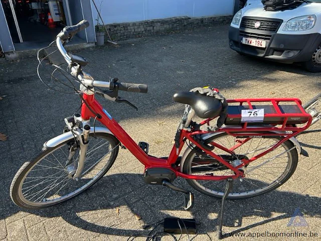 Elektrische fiets shimano, met sleutel, nummer 702-261, met latder, werking niet gekend - afbeelding 1 van  5
