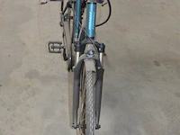 Elektrische fiets stevens maat 52 zonder zadel (met sleutel en batterij) (niet getest) - afbeelding 9 van  22