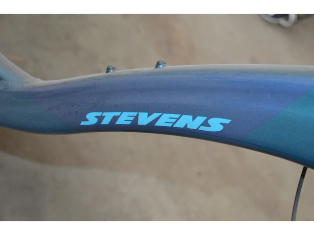 Elektrische fiets stevens maat 52 zonder zadel (met sleutel en batterij) (niet getest) - afbeelding 18 van  22