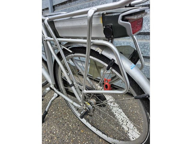 Elektrische fiets - afbeelding 2 van  6