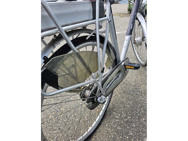 Elektrische fiets - afbeelding 5 van  6