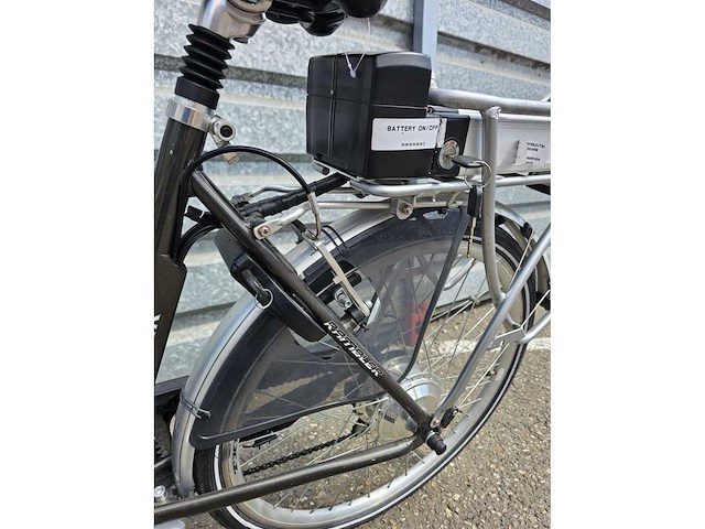 Elektrische fiets - afbeelding 3 van  9