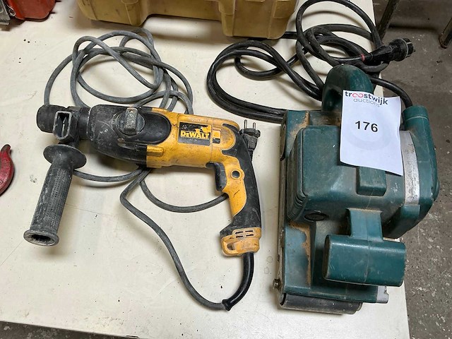 Elektrische gereedschappen (2x) - afbeelding 1 van  4