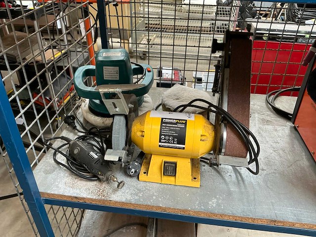 Elektrische gereedschappen (3x) - afbeelding 1 van  4