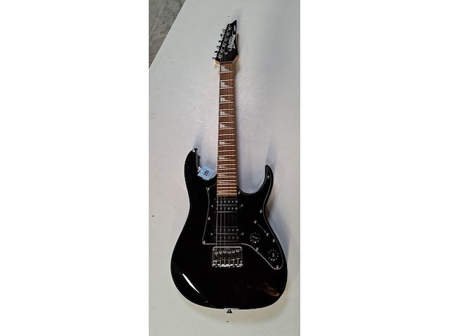 Elektrische gitaar ibanez - afbeelding 1 van  2