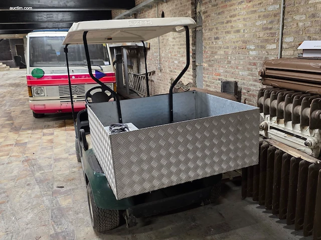 Elektrische golfkar e-z-go txt - afbeelding 21 van  25