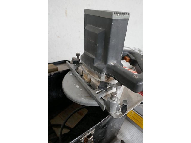 Elektrische groeffreesmachine - afbeelding 2 van  4