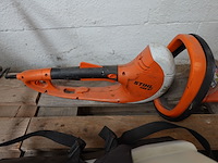 Elektrische haagschaar stihl + rugsproeier - afbeelding 2 van  7