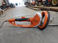 Elektrische haagschaar stihl + rugsproeier - afbeelding 4 van  7