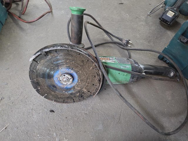 Elektrische haakse slijper hitatchi g23sc3 - afbeelding 2 van  3