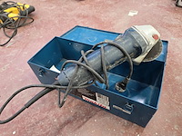 Elektrische haakse slijper makita gws 1000 - afbeelding 2 van  5