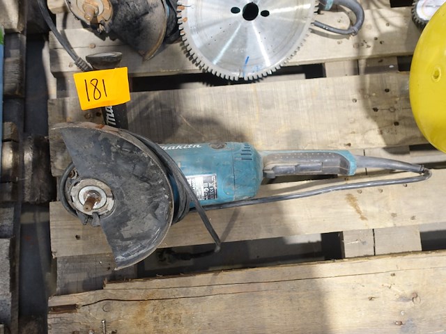 Elektrische haakse slijper makita - afbeelding 1 van  2