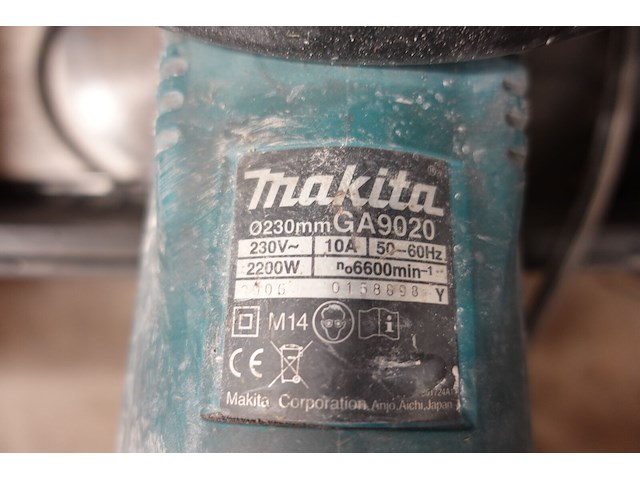 Elektrische haakse slijper makita - afbeelding 2 van  3