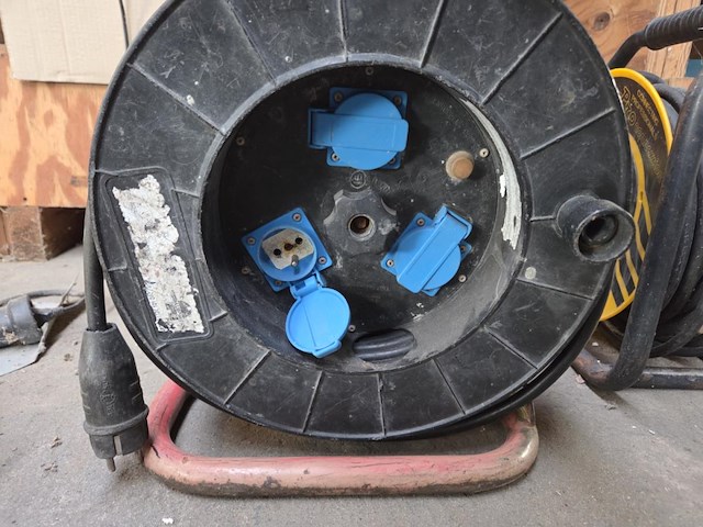 Elektrische haspel - afbeelding 2 van  3