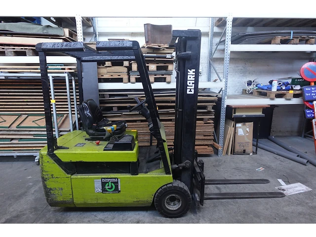 Elektrische heftruck clark - afbeelding 12 van  23