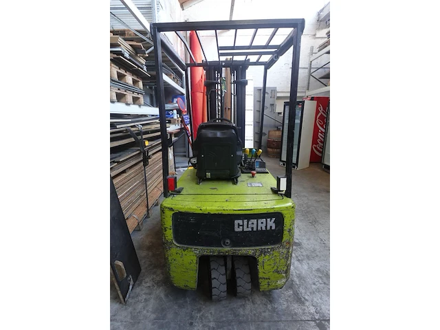 Elektrische heftruck clark - afbeelding 21 van  23