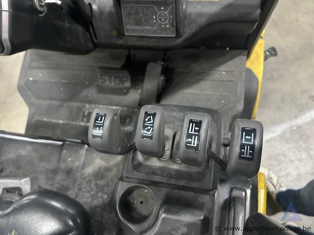 Elektrische heftruck, hyundai 25bh-9, 3.559 u, hefvermogen 2275 kg, hefhoogte 4,73 m, 80v, 700 ah, 3.244 kg. werking niet gekend. - afbeelding 6 van  6