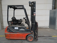 Elektrische heftruck linde - afbeelding 7 van  14