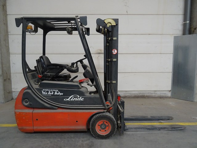 Elektrische heftruck linde - afbeelding 10 van  17