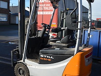 Elektrische heftruck still - afbeelding 3 van  8