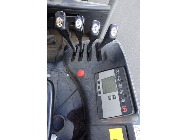 Elektrische heftruck still - afbeelding 17 van  19