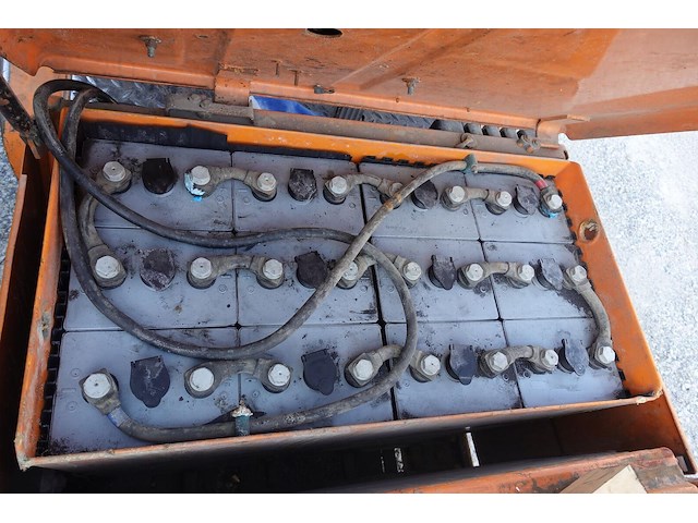 Elektrische heftruck still - afbeelding 7 van  21