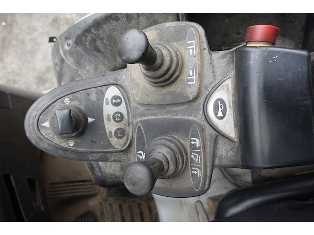 Elektrische heftruck still - afbeelding 4 van  31