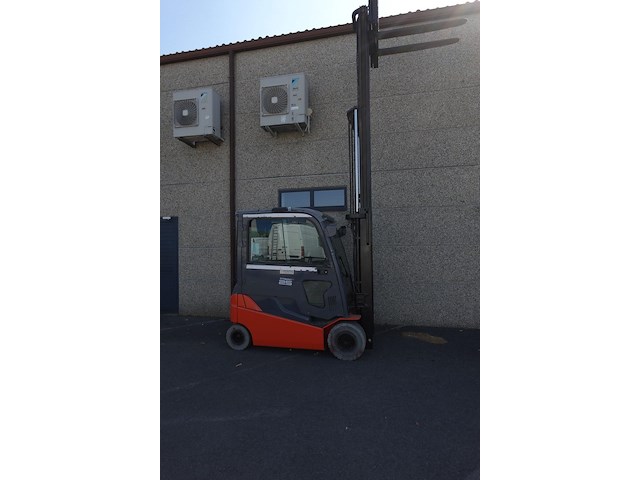 Elektrische heftruck toyota - afbeelding 16 van  19