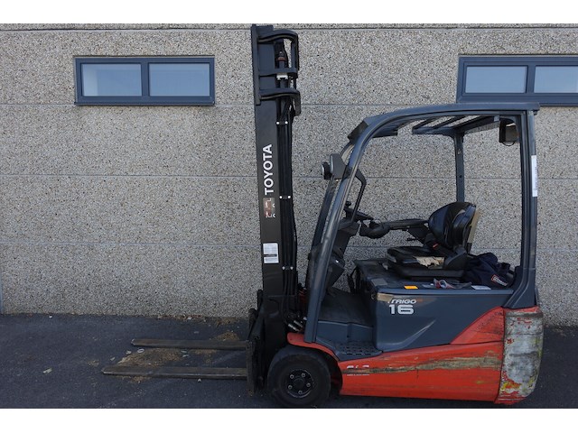 Elektrische heftruck toyota - afbeelding 1 van  17