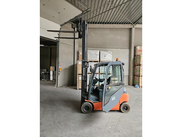 Elektrische heftruck toyota - afbeelding 13 van  20