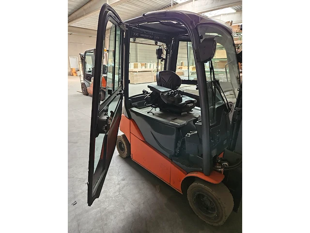 Elektrische heftruck toyota - afbeelding 18 van  20