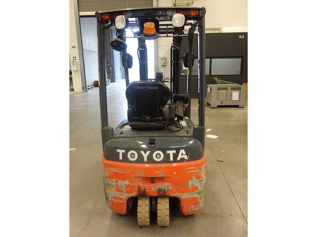 Elektrische heftruck - afbeelding 7 van  12